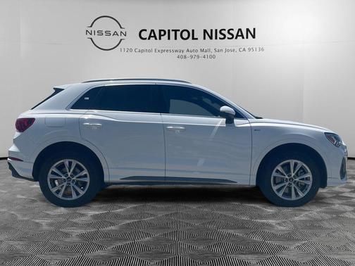 2024 Audi Q3 45 S line Premium