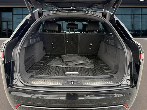 2022 Land Rover Range Rover Velar R-Dynamic S