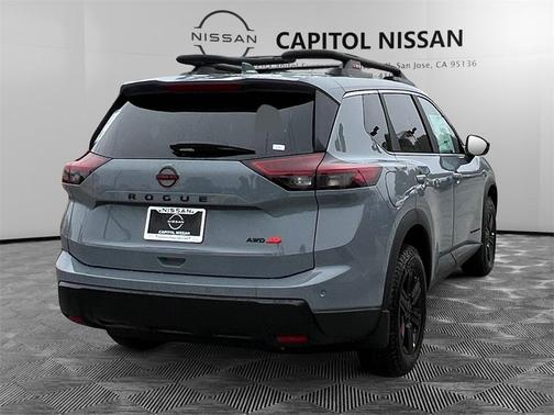 2025 Nissan Rogue Rock Creek
