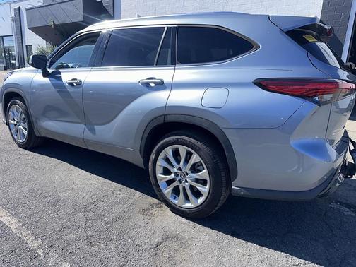 2020 Toyota Highlander Limited