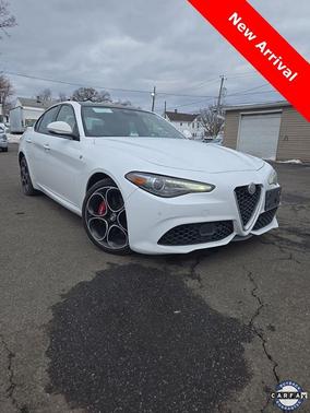 2022 Alfa Romeo Giulia Ti