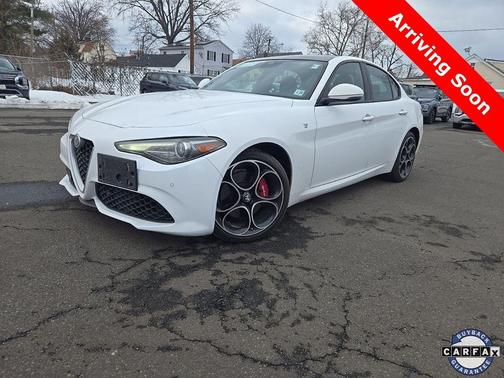 2022 Alfa Romeo Giulia Ti