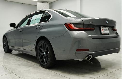 2025 BMW 330 i xDrive
