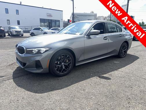 2025 BMW 330 i xDrive