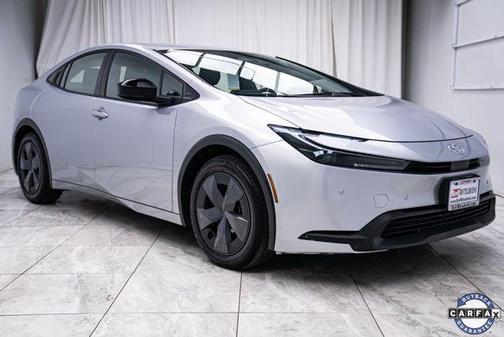 2025 Toyota Prius LE