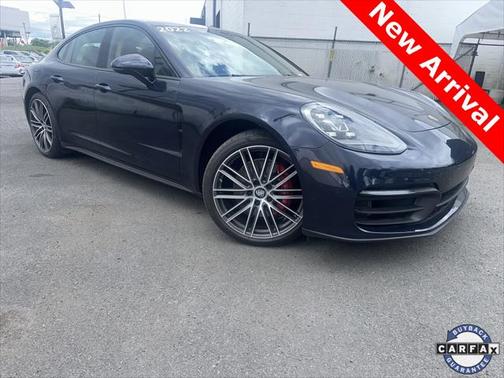 2022 Porsche Panamera 4S