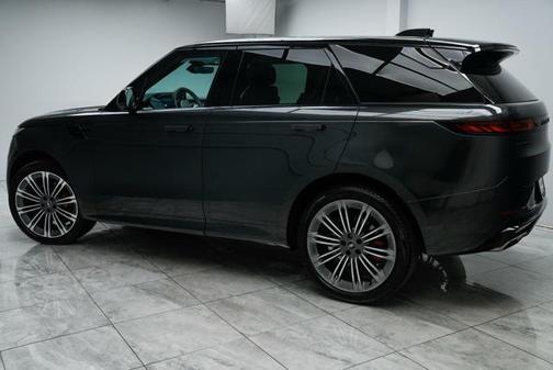 2024 Land Rover Range Rover Sport SE