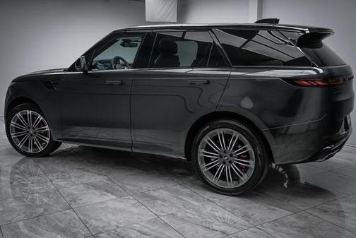 2024 Land Rover Range Rover Sport SE