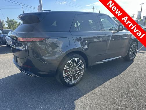 2024 Land Rover Range Rover Sport SE