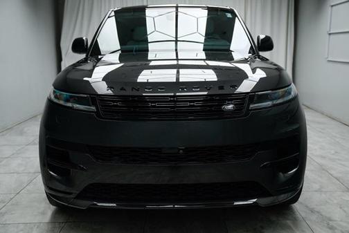 2024 Land Rover Range Rover Sport SE