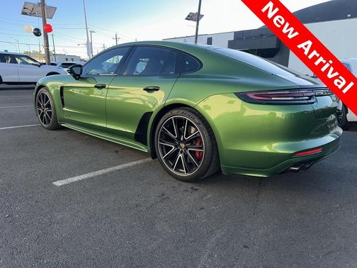 2019 Porsche Panamera GTS