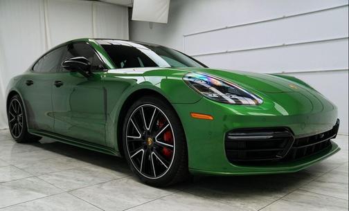 2019 Porsche Panamera GTS