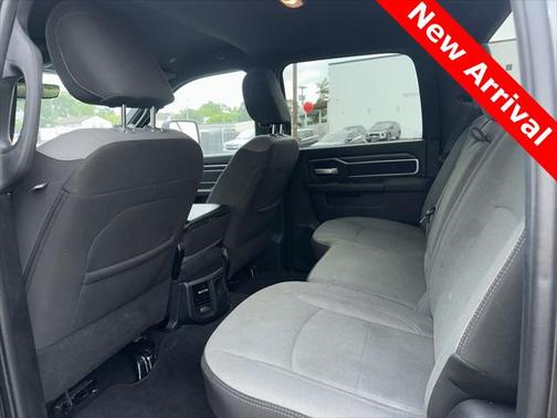 2024 RAM 3500 Big Horn Crew Cab 4x4 8' Box
