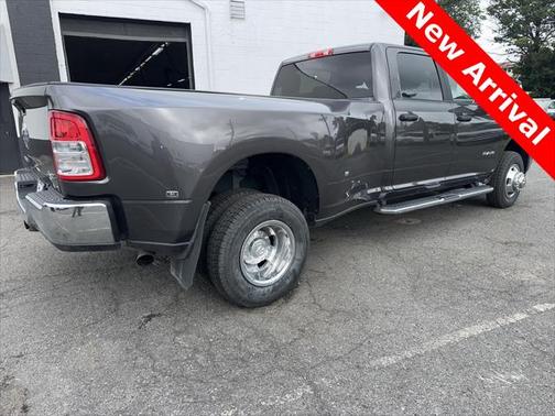 2024 RAM 3500 Big Horn Crew Cab 4x4 8' Box