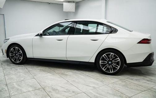 2026 BMW 530 xDrive