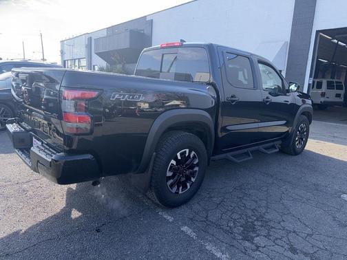 2024 Nissan Frontier PRO-4X