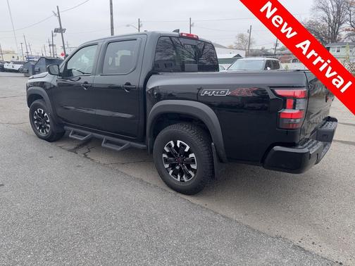 2024 Nissan Frontier PRO-4X