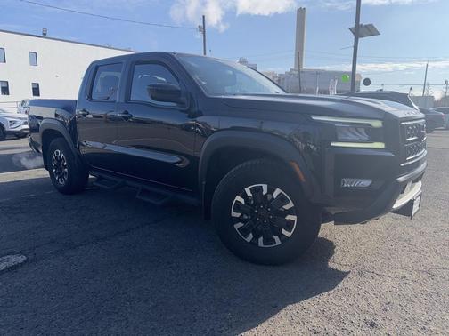 2024 Nissan Frontier PRO-4X