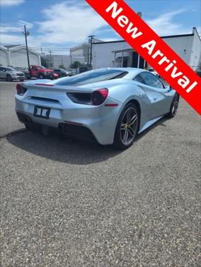 2017 Ferrari 488 GTB Base