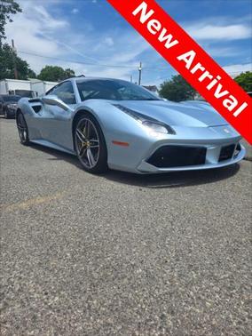 2017 Ferrari 488 GTB Base