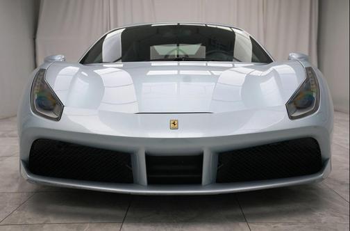 2017 Ferrari 488 GTB Base