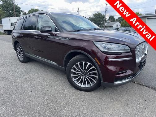 2022 Lincoln Aviator Standard AWD