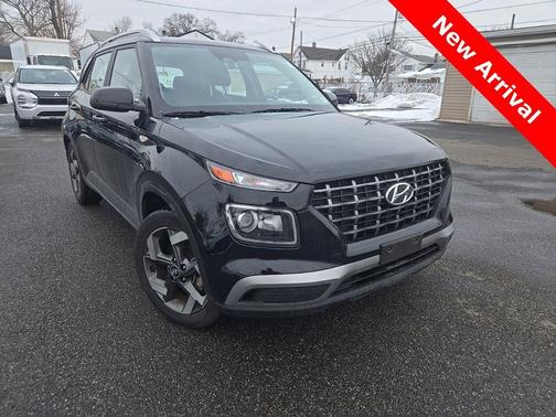 2023 Hyundai VENUE SEL