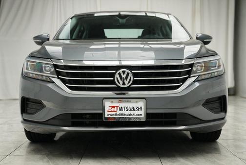 2022 Volkswagen Passat 2.0T SE
