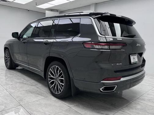 2022 Jeep Grand Cherokee L Summit Reserve