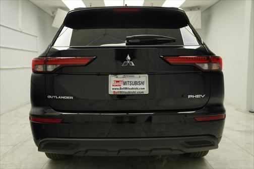 2025 Mitsubishi Outlander PHEV ES S-AWC