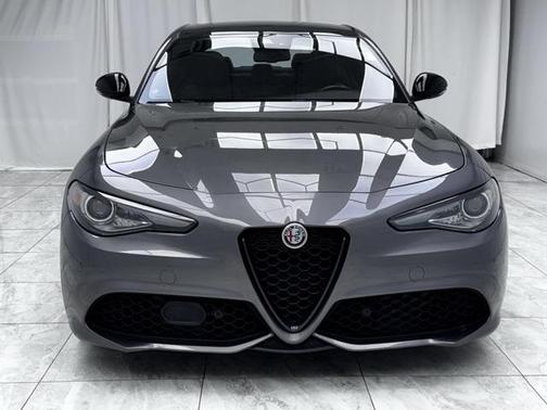 2023 Alfa Romeo Giulia Veloce RWD