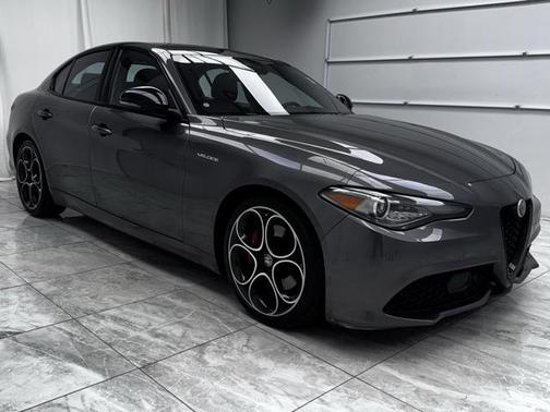 2023 Alfa Romeo Giulia Veloce RWD
