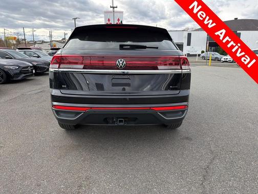 2024 Volkswagen Atlas Cross Sport 2.0T SE w/Technology 4MOTION