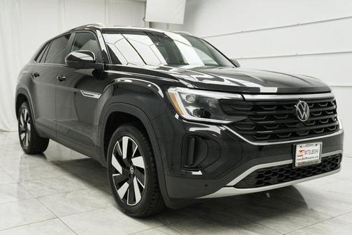 2024 Volkswagen Atlas Cross Sport 2.0T SE w/Technology 4MOTION