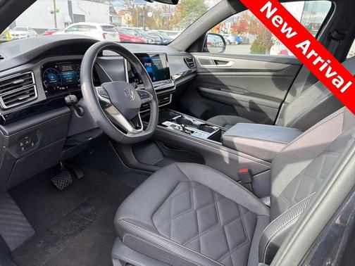 2024 Volkswagen Atlas Cross Sport 2.0T SE w/Technology 4MOTION