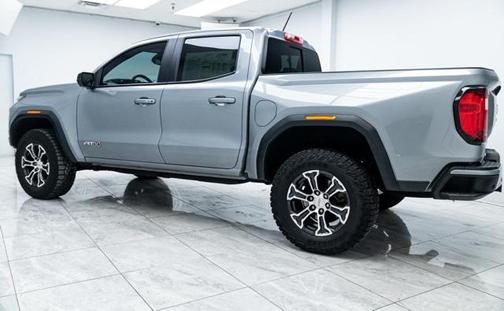 2024 GMC Canyon AT4