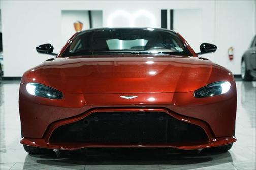 2020 Aston Martin Vantage Base