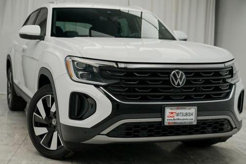 2024 Volkswagen Atlas Cross Sport 2.0T SE w/Technology 4MOTION