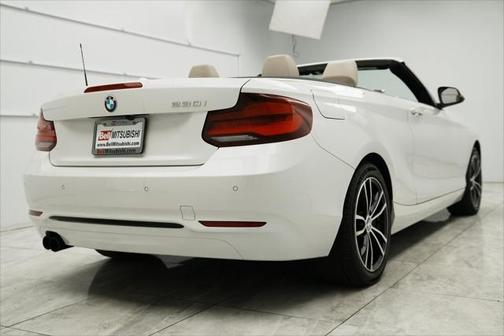 2021 BMW 230 230i