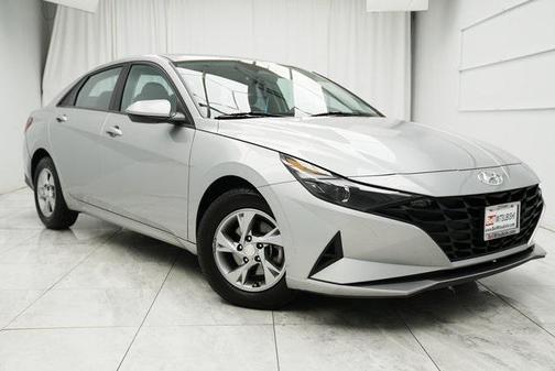 2021 Hyundai ELANTRA SE