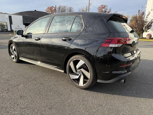 2024 Volkswagen Golf GTI 2.0T S DSG