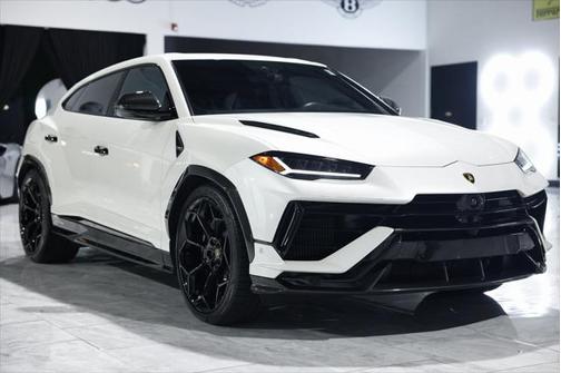 2024 Lamborghini Urus Performante