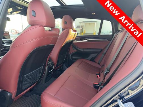 2024 BMW X4 xDrive30i