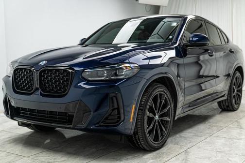 2024 BMW X4 xDrive30i