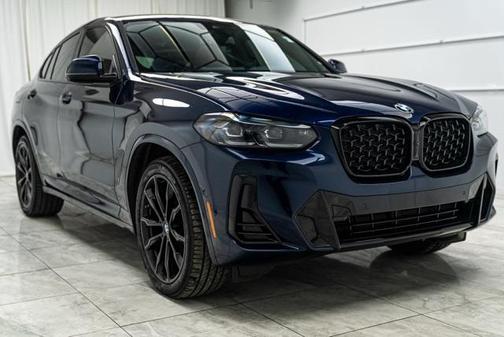 2024 BMW X4 xDrive30i