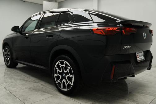 2025 BMW X2 xDrive28i