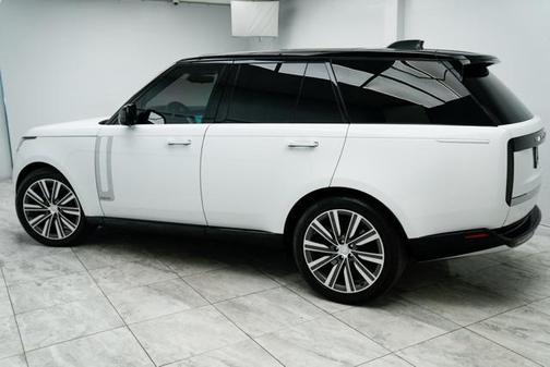 2023 Land Rover Range Rover Autobiography