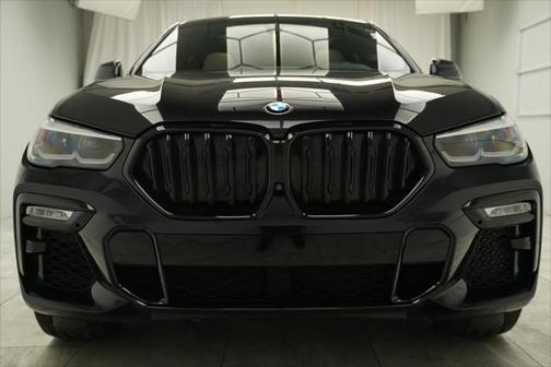 2021 BMW X6 xDrive40i