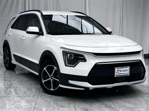 2023 Kia Niro EX