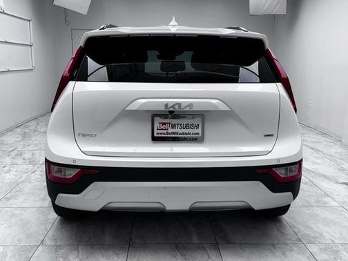 2023 Kia Niro EX